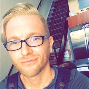 Meet your Posher, Scott